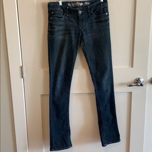 Express Low Rise Regular Fit denim, Size 4